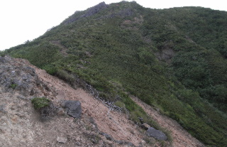 森林限界から阿弥陀岳山頂