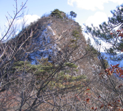 トヤ山の岩峰